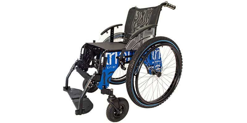 silla de ruedas con ruedas de montaña