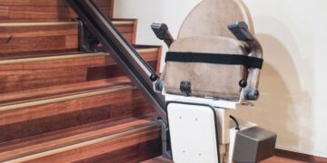 silla salvaecalera accesibilidad edificio Catalunya