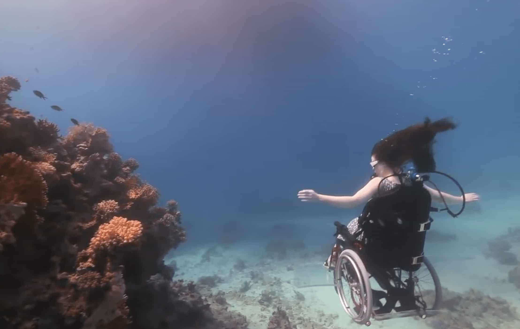 La Sirena en Silla de Ruedas: "La gente ve la silla de ruedas como un símbolo negativo, para mi fue la libertad"