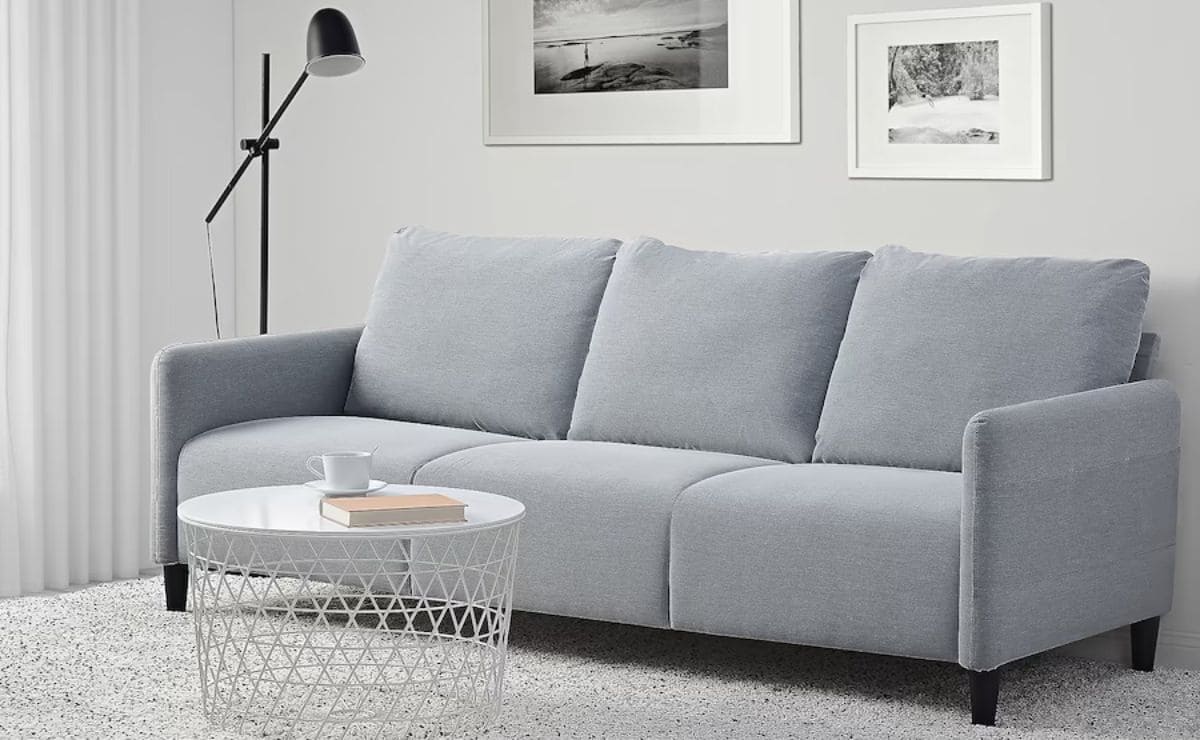 Sofá 3 plazas de IKEA en color gris