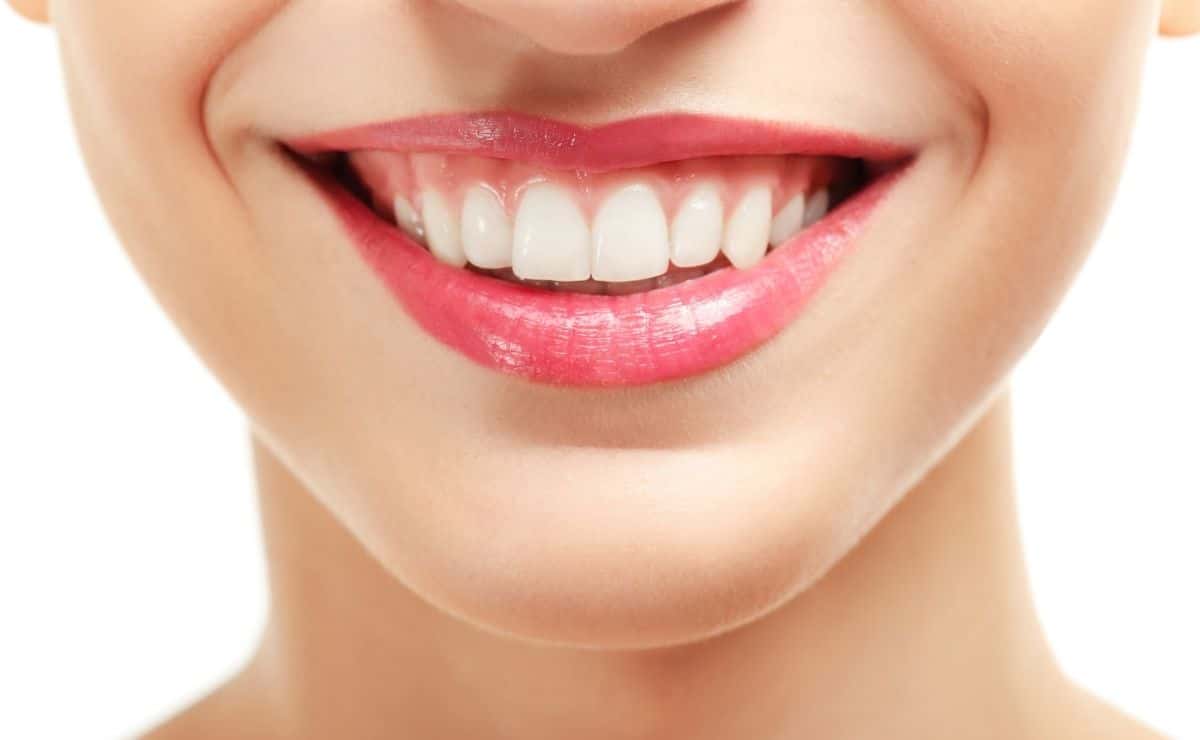 sonrisa dientes proteínas dental salud