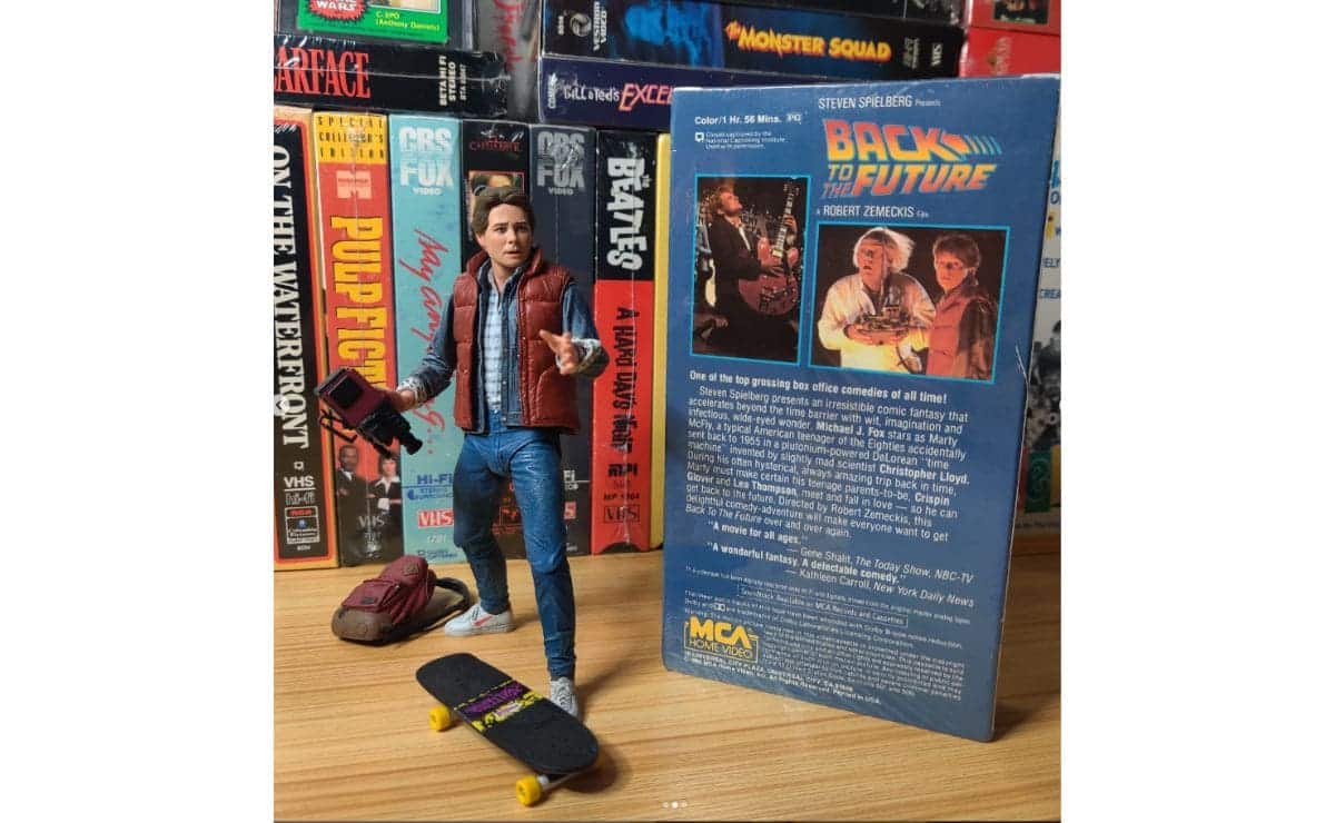 Imagen del perfil @rareandsealed en Instagram de 'Regreso al futuro' en subastas