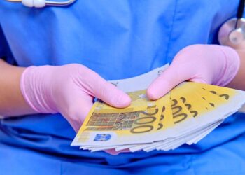 Hacienda aprueba el aumento del sueldo de estos funcionarios en España