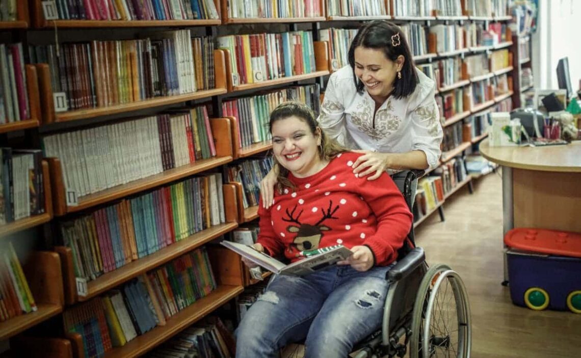El Gobierno lanza una nueva ayuda de 400 euros para alumnos con discapacidad