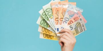 subsidio desempleo dinero ayuda prestación requisitos