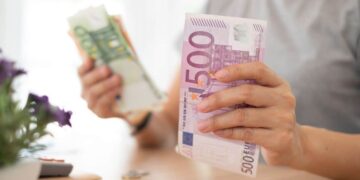 subsidio extraordinario desempleo documentación dinero pago sepe ayuda prestación