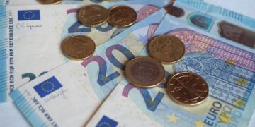 subsidio mayores 52 años