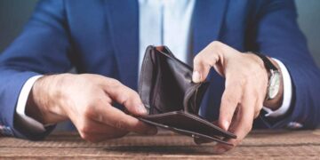 Suspender subsidio para mayores de 52 años