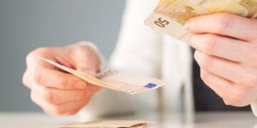 El Servicio Público de Empleo Estatal (SEPE) cuentan con el subsidio para personas mayores de 52 años