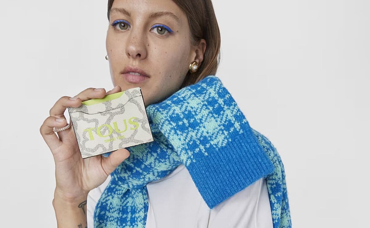 El tarjetero de Tous rebajado en la sección outlet de su web