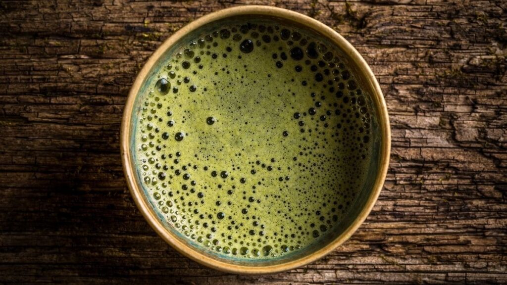 Propiedades y beneficios de tomar té matcha de forma diaria