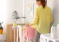 Cómo tender la ropa dentro de casa y evitar la humedad