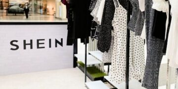 El jersey de entretiempo de Shein perfecto para primavera
