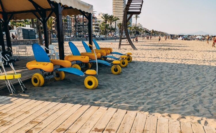 top 10 playas accesibles Andalucía
