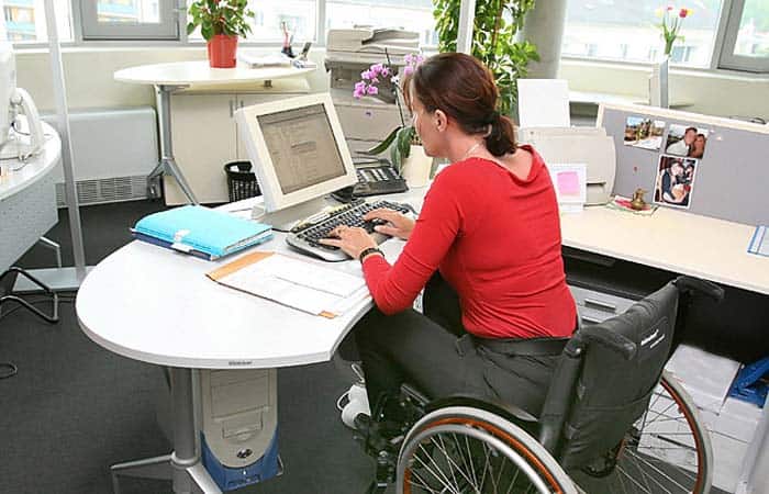 empleada con discapacidad