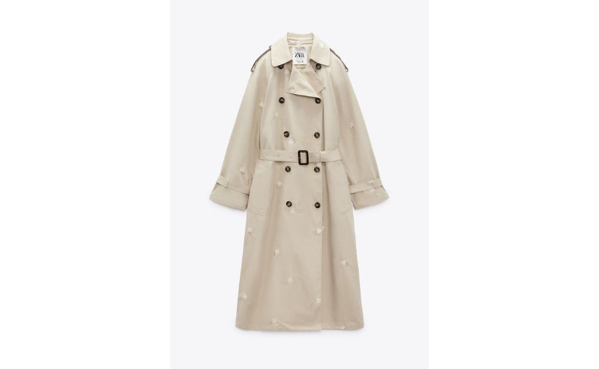 El trench de Zara ideal para primavera ahora en la web al 50% de descuento