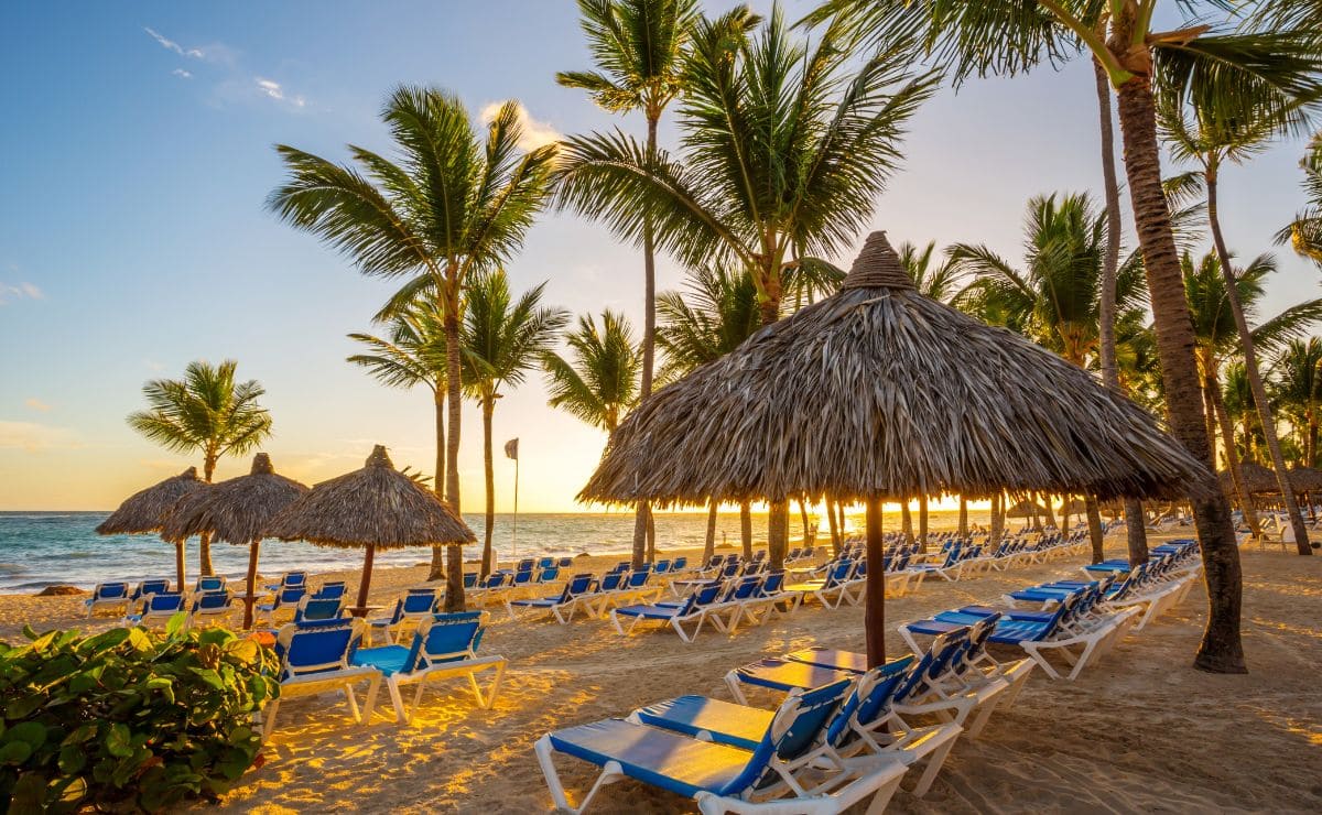 Playa cristalina de Punta Cana, uno de los lugares con más demanda de turismo en el mundo