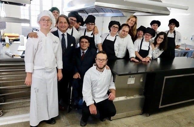Fundación Cruzcampo apuesta por abrir más restaurantes de alta cocina con personas con discapacidad