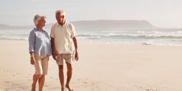 Persona mayor durante un viaje del IMSERSO cadiz