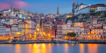 La agencia Carrefour Viajes lanza una promoción para visitar Oporto este verano