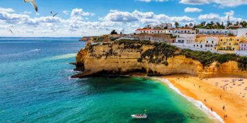 Portugal, un destino con multitud de playas por conocer
