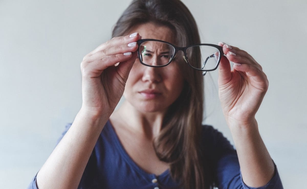 Consejos de expertos para cuidar la visión mientras leemos