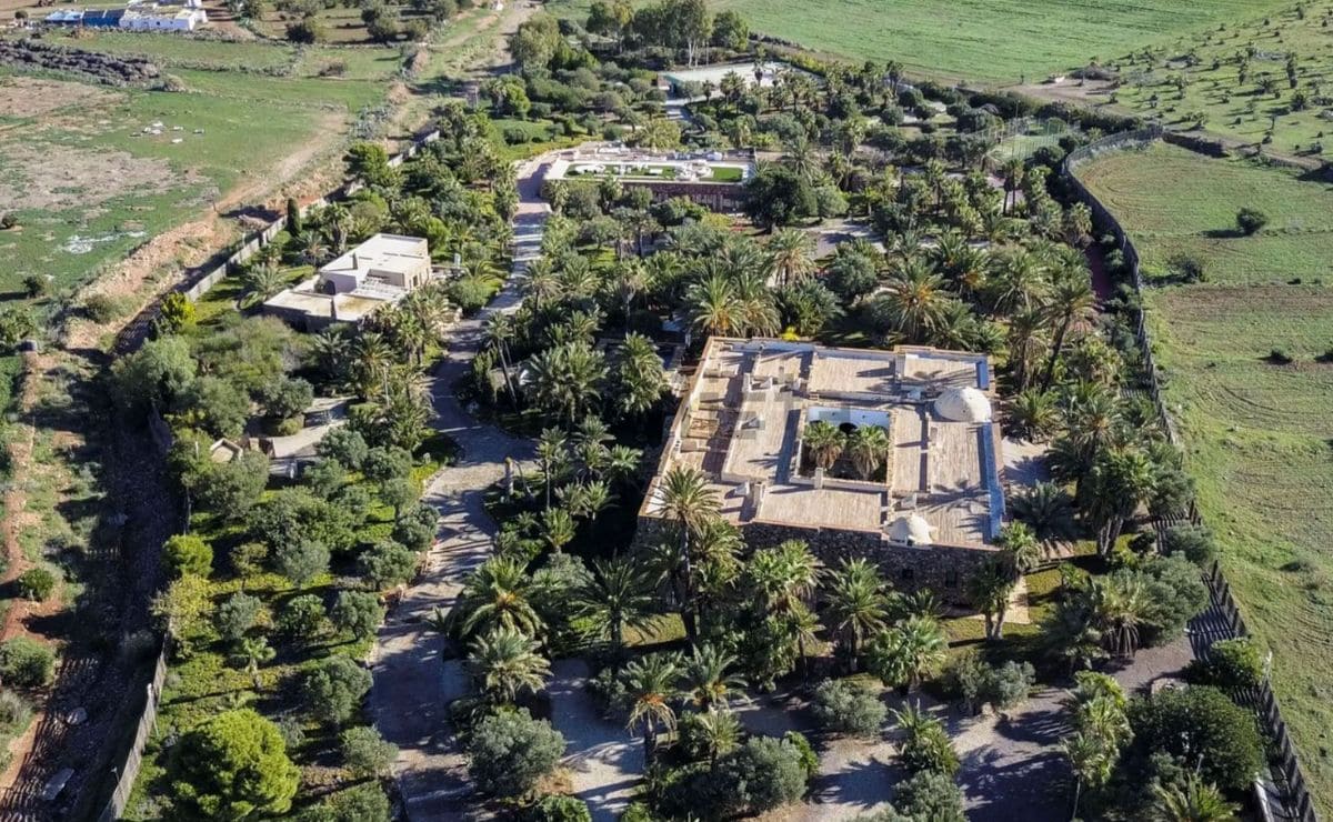 Vista aérea de la finca de Los Gorriones situada en Almería
