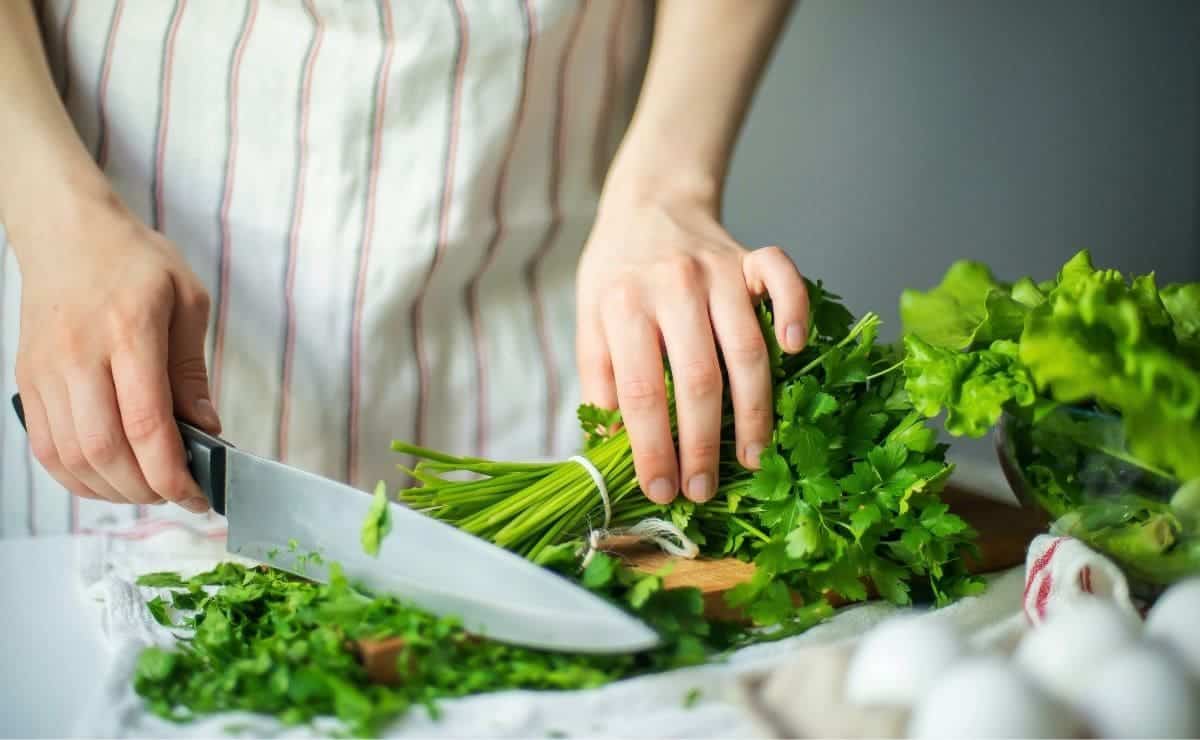 Las verduras de hoja verde son ricas en vitamina E