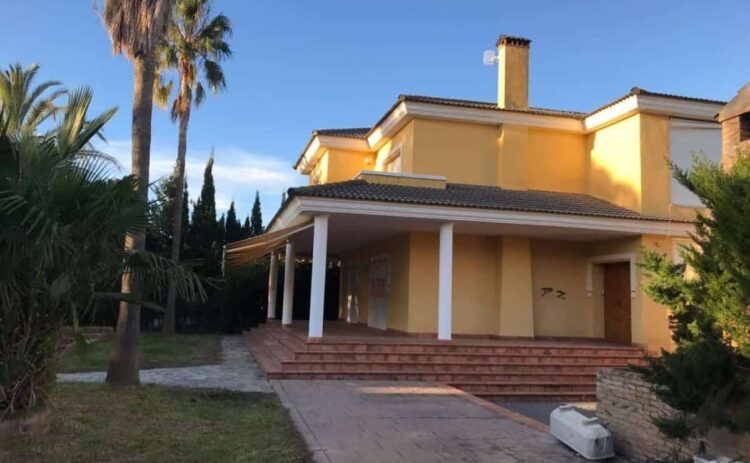 Vivienda que ofrece a la venta Haya Real Estate con descuento