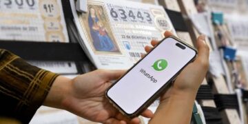 Cómo compartir un décimo de Lotería de Navidad a través de WhatsApp