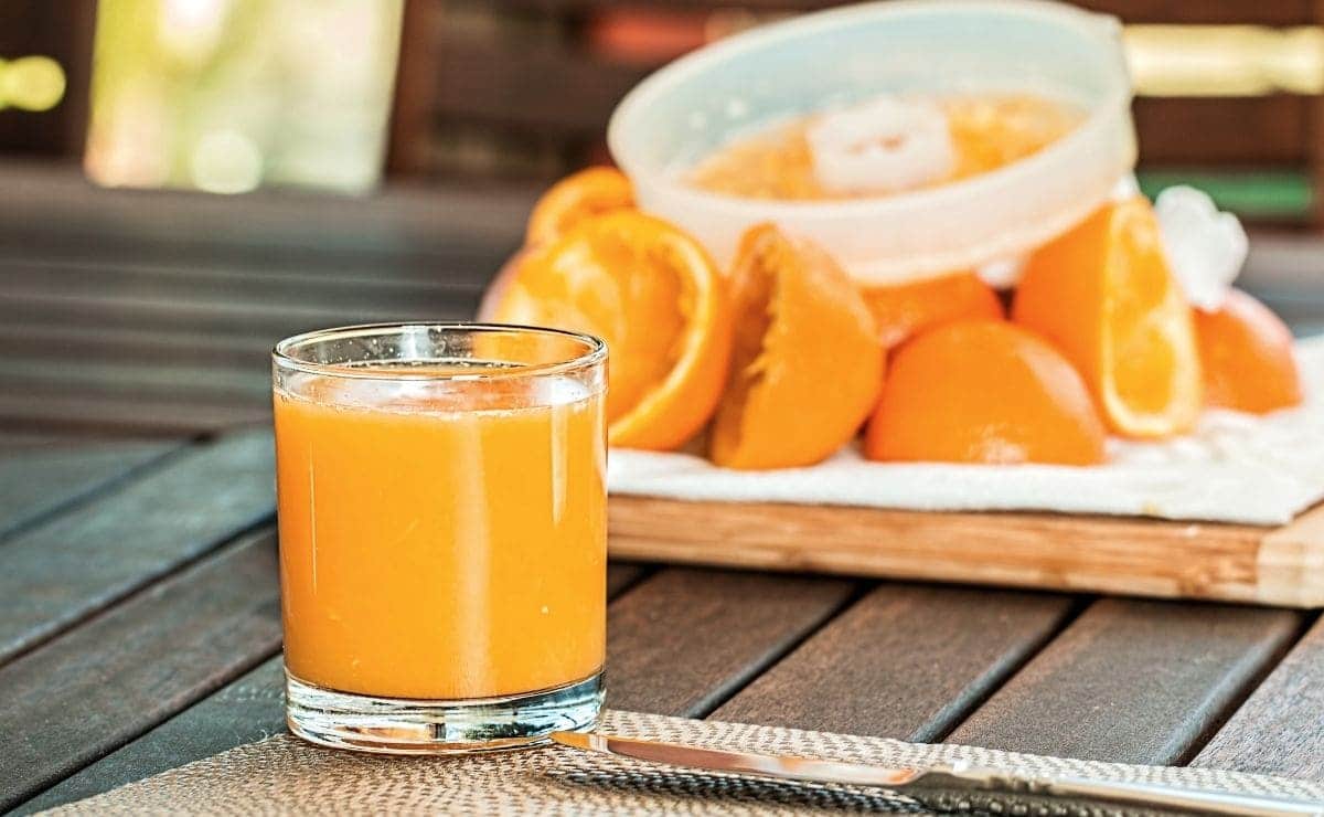 zumo de naranja en ayunas