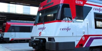 Renfe lanza campaña promocional con billetes más baratos en Navidad