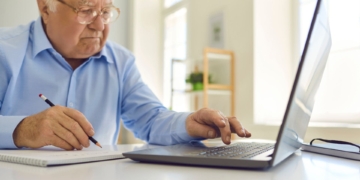 Las pensiones no contributivas van a aumentar un 6,9 en 2024