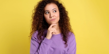 La Seguridad Social señala que la pensión no contributiva y la ayuda por hijo a cargo no son compatibles