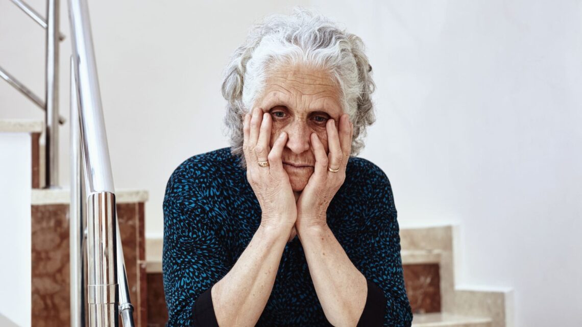 El 33% de las personas mayores de 75 años encuentra dificultades para acceder a su vivienda