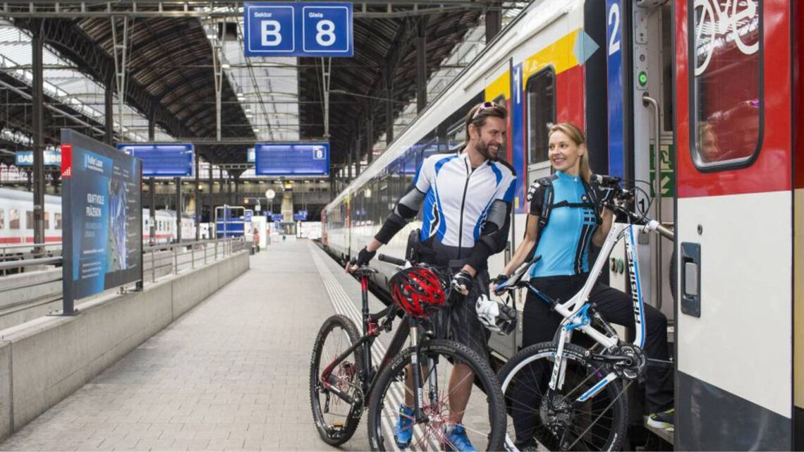 Acceder a los trenes de Renfe con una bicicleta