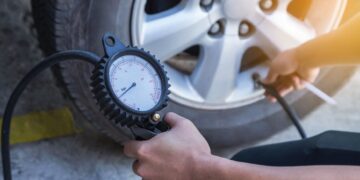 Medir la presión de los neumáticos es fundamental