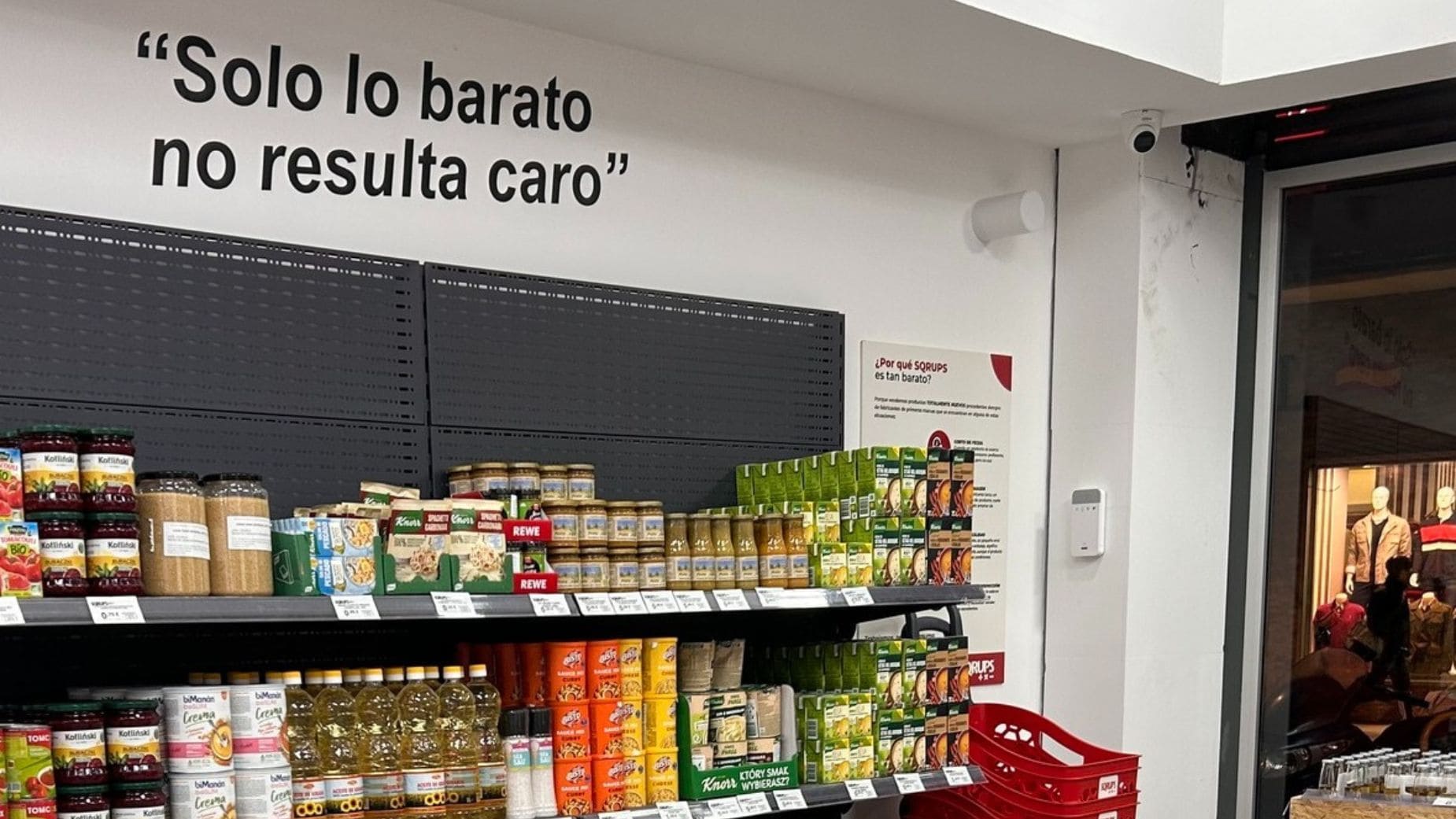 Lidl ya no será el más barato: la nueva tienda de Madrid en la que todo  cuesta un euro