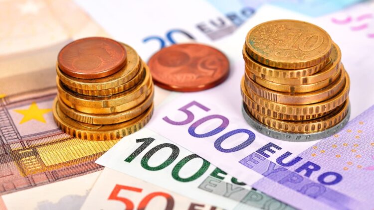 Subidón de las pensiones no contributivas: 521 euros al mes en 2024