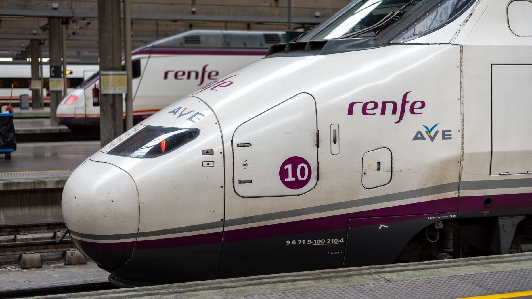 Obtener abonos de transporte gratuito de Renfe