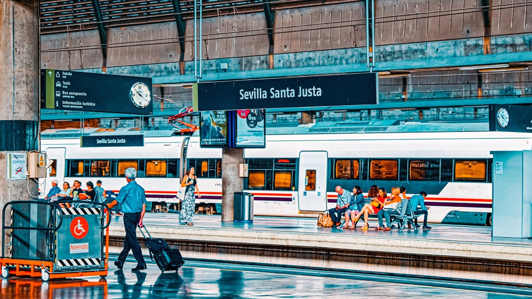 Viajes con descuentos en Renfe con la Tarjeta Dorada