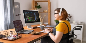 El número de personas con discapacidad con empleo alcanza su cifra récord con 538.717 ocupados