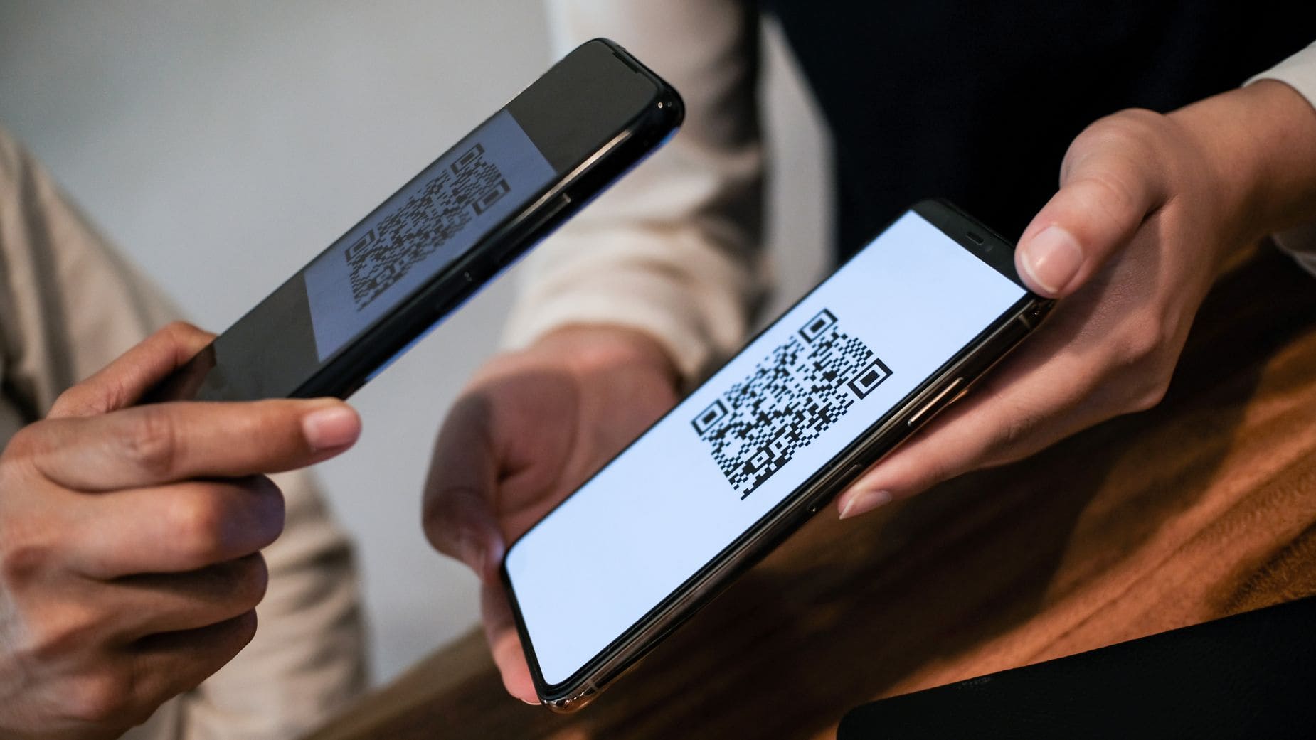Las facturas se emitirán mediante un QR