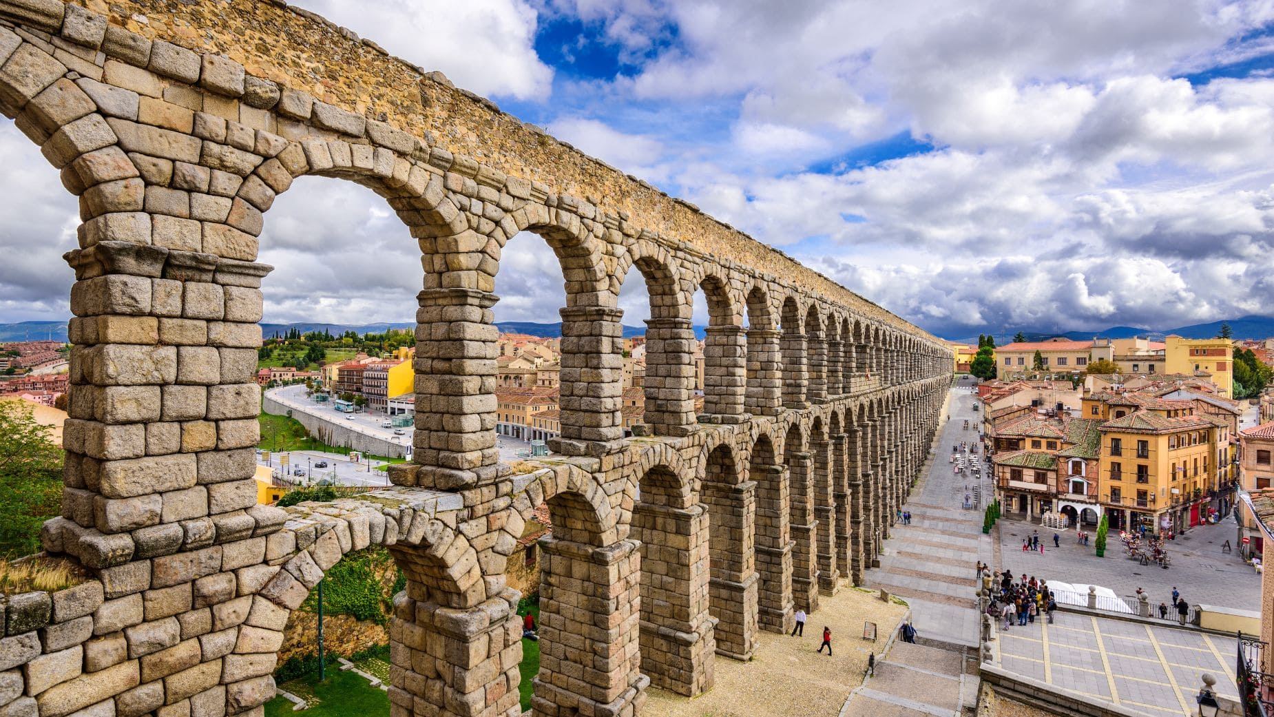 El IMSERSO ofrece la posibilidad de viajar a Segovia a precio reducido