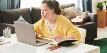 El IMSERSO cuenta con un complemento para las personas que reciben la pensión no contributiva de invalidez