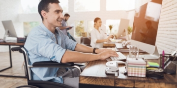 El IMSERSO cuenta con la pensión no contributiva de invalidez para las personas con discapacidad