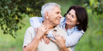 Las personas mayores cuentan con una serie de beneficios y descuentos en Madrid con la tarjeta 'madridmayor.es'