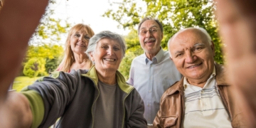 CaixaBank lanza el Programa de Personas Mayores de la Fundación ”la Caixa”