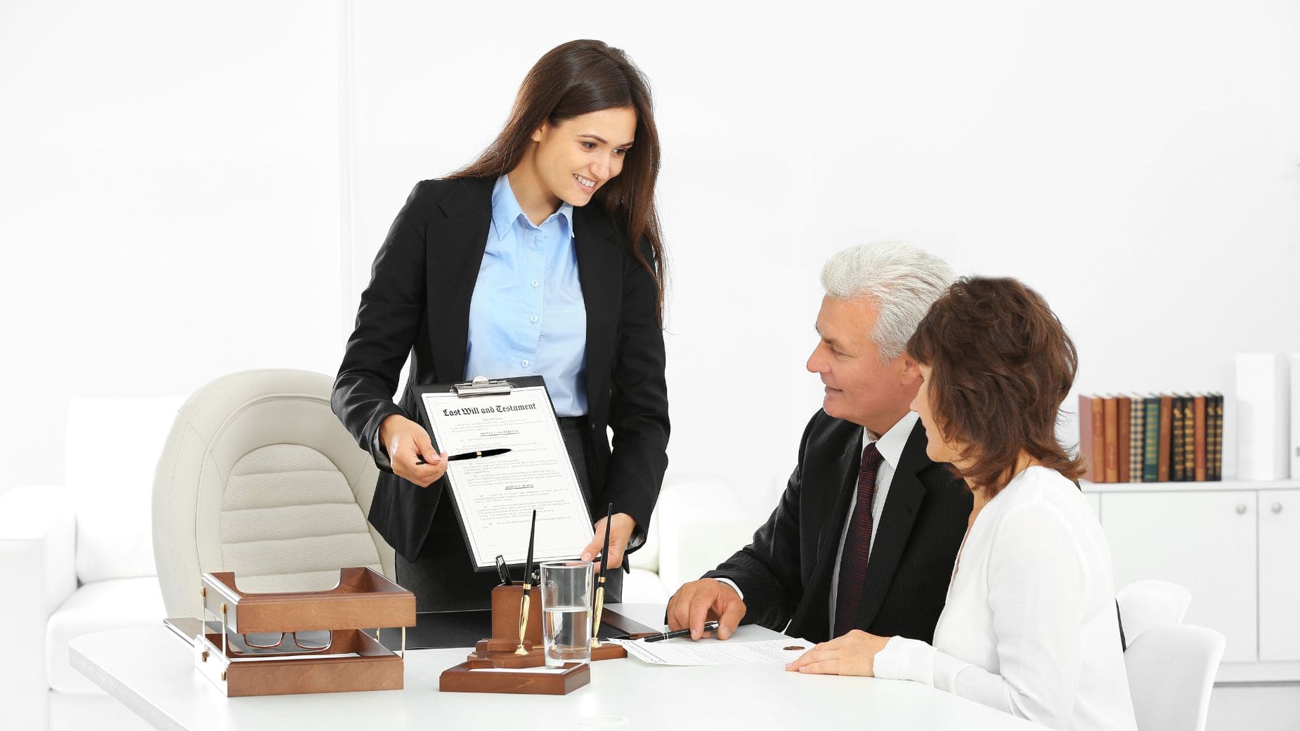 El sueldo de un notario depende de varios factores