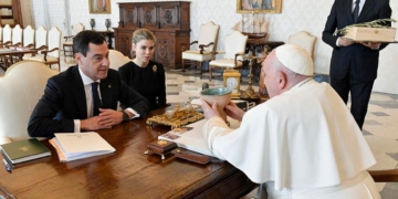 Juanma Moreno en su visita al Vaticano / Foto Junta de Andalucía